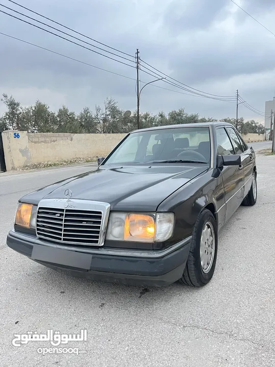 مرسيدس بنز E200بطه بحاله مممتازه جدا لللبيع كاااش فقط موديل 1990 اصلي فل كامل مع فتحه