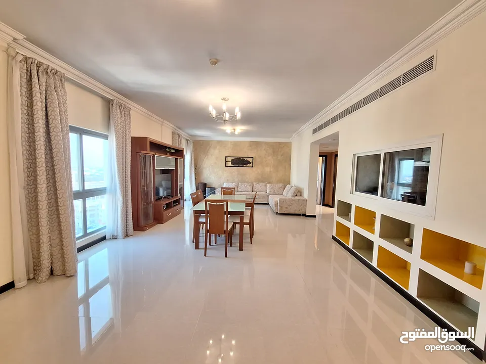 Gorgeous Flat  Spacious  Closed kitchen  Family Building  Near Oasis Mall juffair