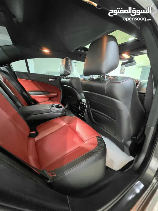 2022 dodge Charger GT V6