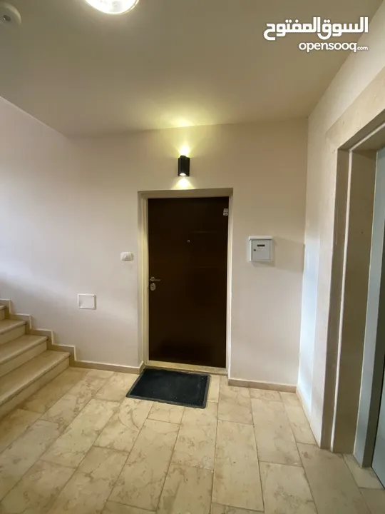 شقة مطله في روابي بمساحة 182 متر جاهز للسكن