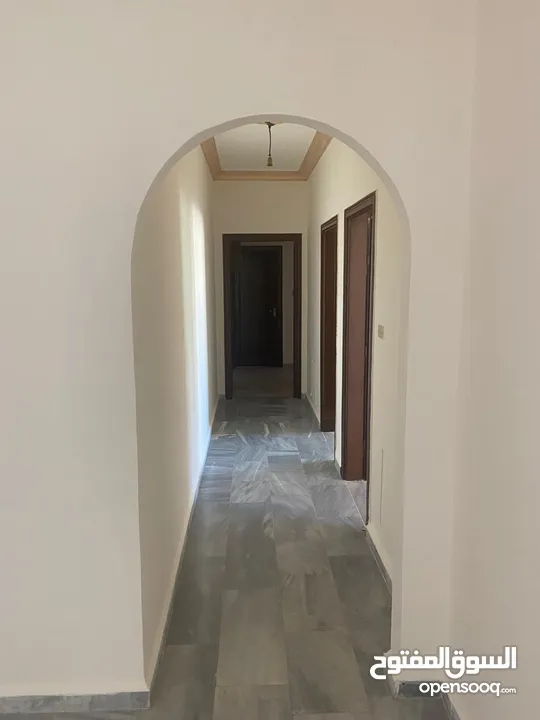 شقة للإيجار