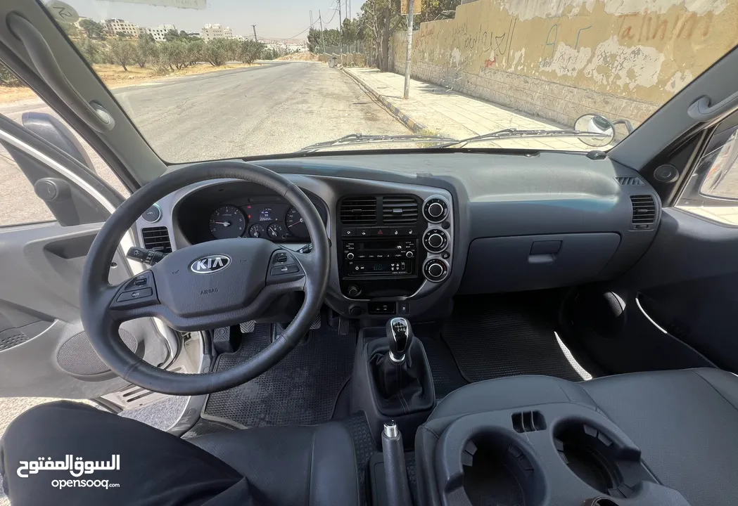 كيا بنجو موديل 2019  ثلاجة تجميد فحل كبينه وربع  فحص كامل جمرك جديد