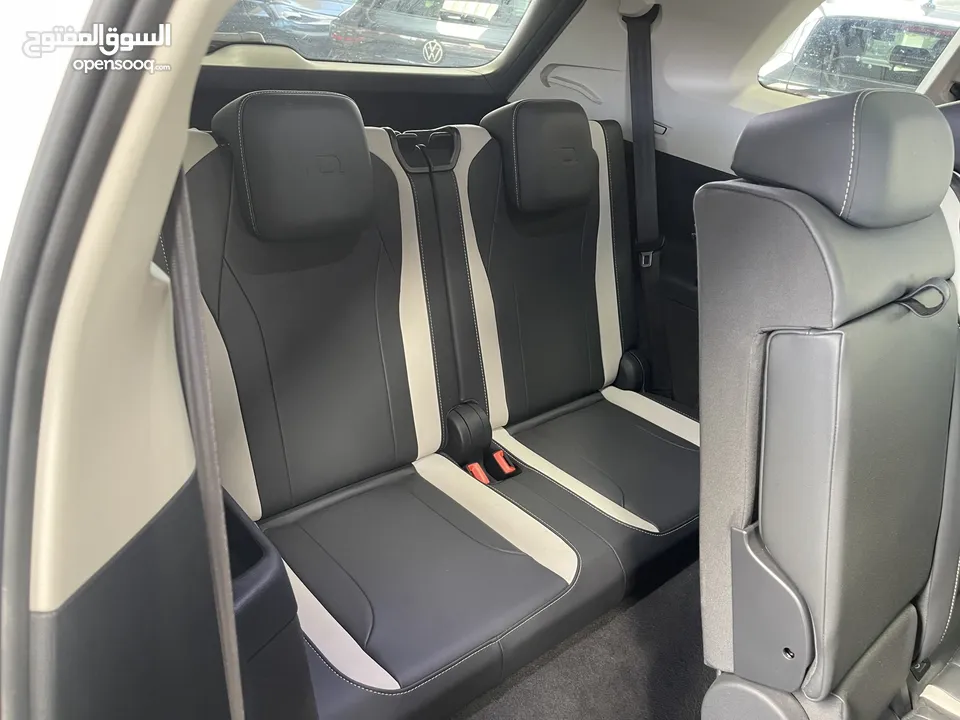 Volkswagen Electric ID.6 PUER + 2022 مستعمل بحالة الوكالة