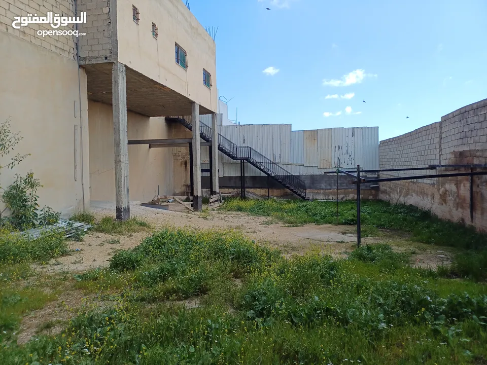 مجمع مخازن صناعات خفيفه ابو علندا المدينه الصناعية