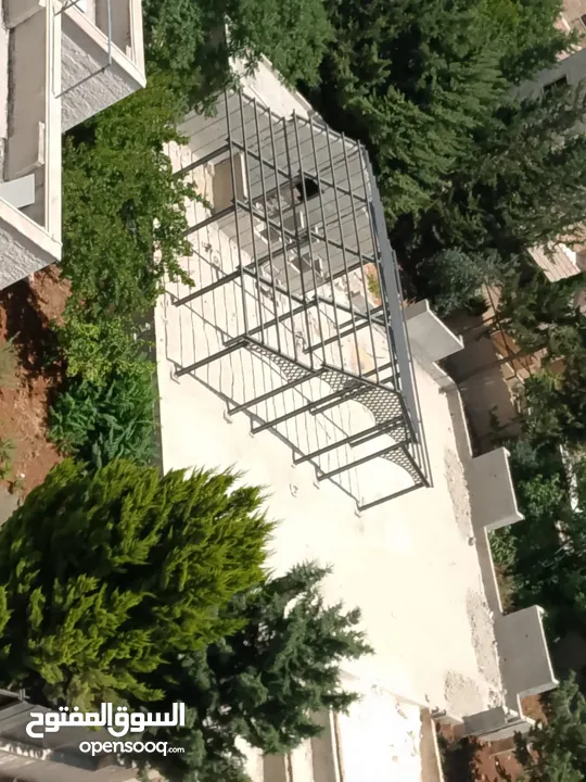 هنجر مطعم او كافيه او منزل)  Structural steel  للبيع .جديد ، لم يستعمل .. H ,90 kilograms ل  وزن كل