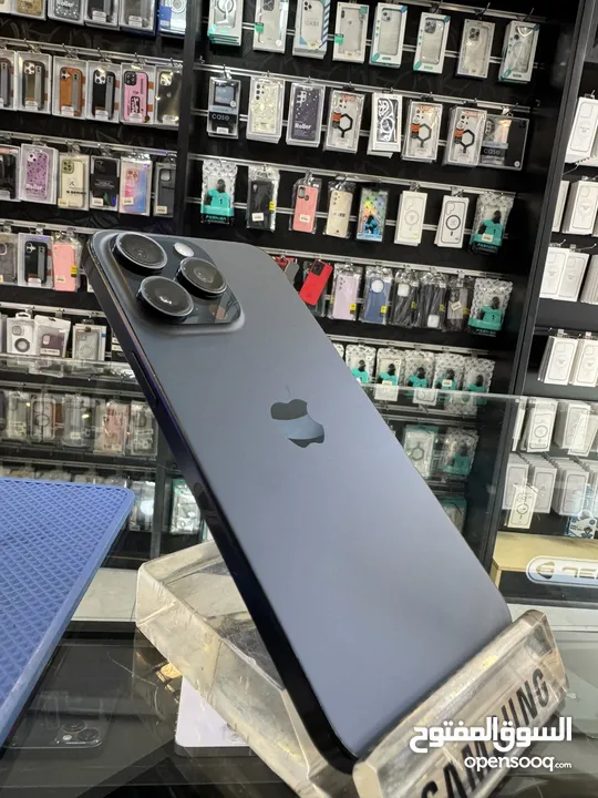 15 Pro Max 256GB بطارية 95% واري امريكي esim (مش مشفر )   متوفر كل الوانه  الاجهزة نضيفة ومكفوله