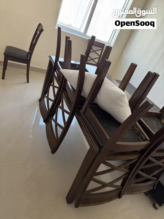 طاولة سفرة وبراد