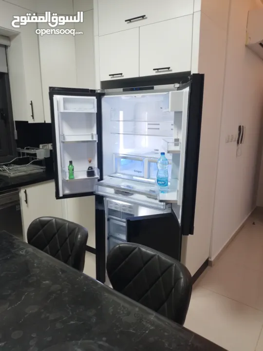 شقة للإيجار بالارسال طابق ثالث