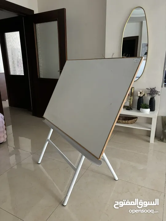 مرسم دسك لطلاب الهندسة المعمارية