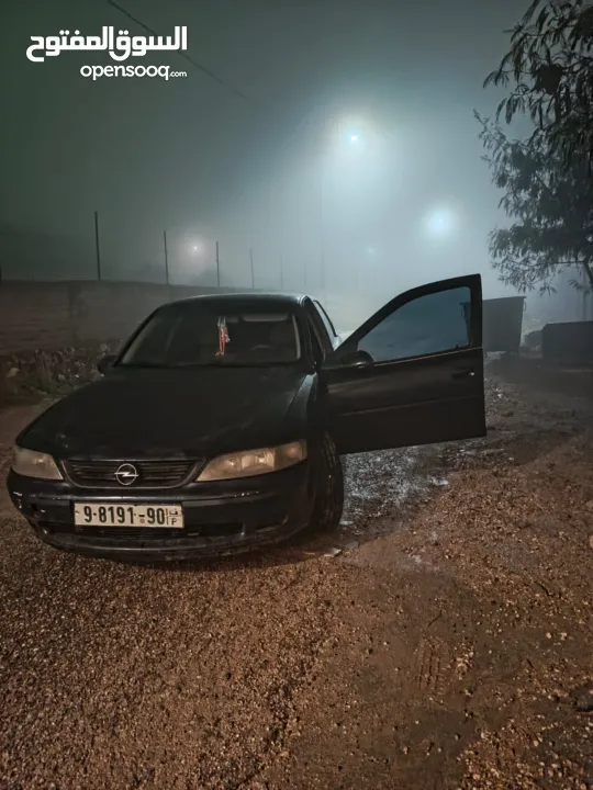 اوبل فكترا موديل 2002 نظيفه