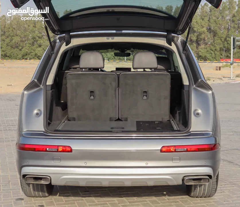 Audi Q7 40 TFSI quattro 2017 V4  GCC, accident-free in excellent condition service history from Audi