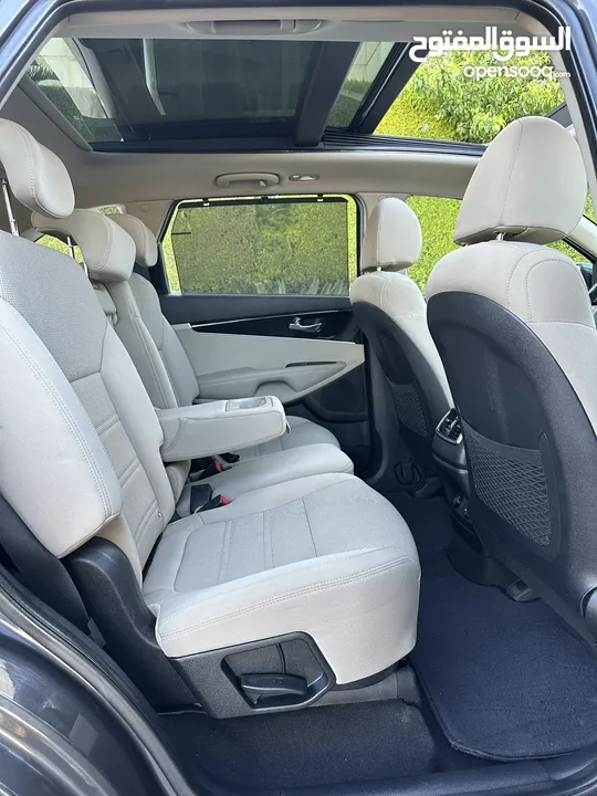 KIA SORENTO (SX) 2019 وارد الوكالة قاطع  مسافة 80 الف كم فل كامل اعلى صنف فحص كامل