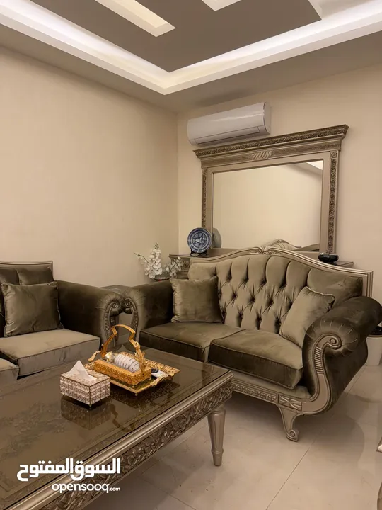 شقة مفروشة فاخرة للإيجار السنوي مباشرة من المالك – أم السماق / خلدا Furnished Luxury apartment