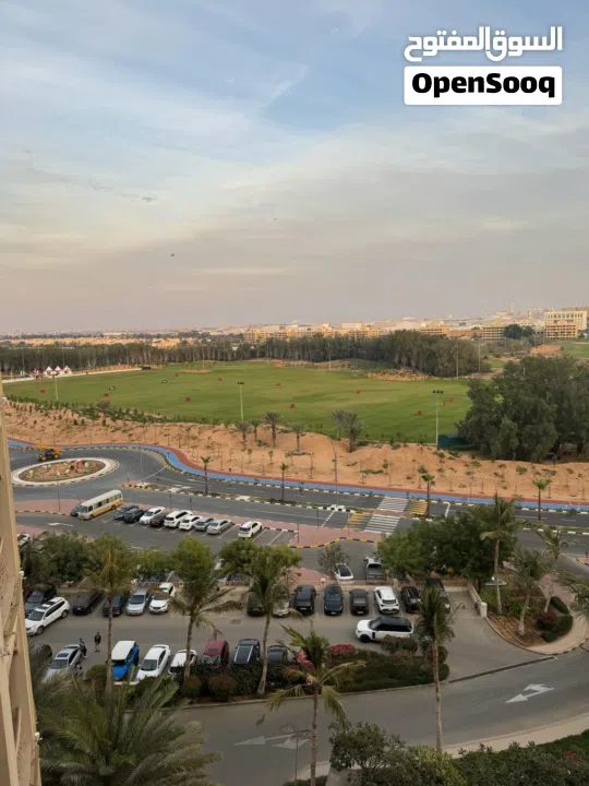 فرصة عقارية للبيع شقة مميزة في فندق 5 نجوم في الحمرا مقابل لمبنى الكازينوا الجديد