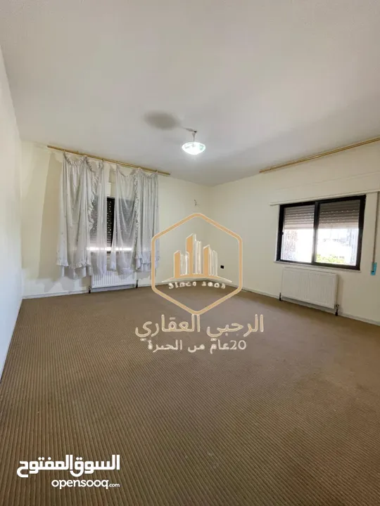 شقة / للايجار / 3نوم / سابع / 200 متر