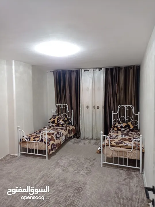 شقه للبيع راس الجوره دوار مرارعمارة الصفا