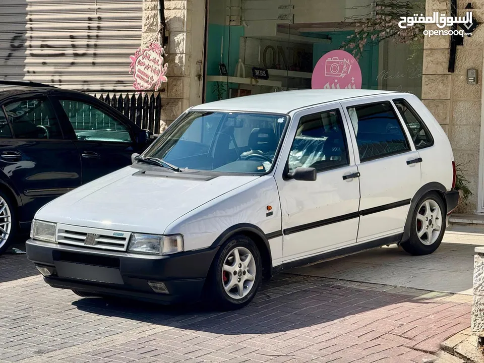 فيات اونو 94