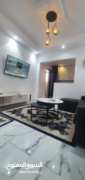 شقة جديدة للبيع مفروشة بالاثاث في مدينة طرابلس منطقة زناته الجديدة داخل المخطط