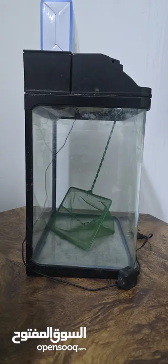 Fish Tank with water filter Used and Clean. Filter working condition..