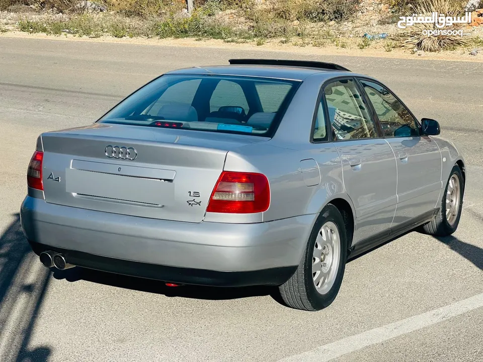 اودي A4 2001
