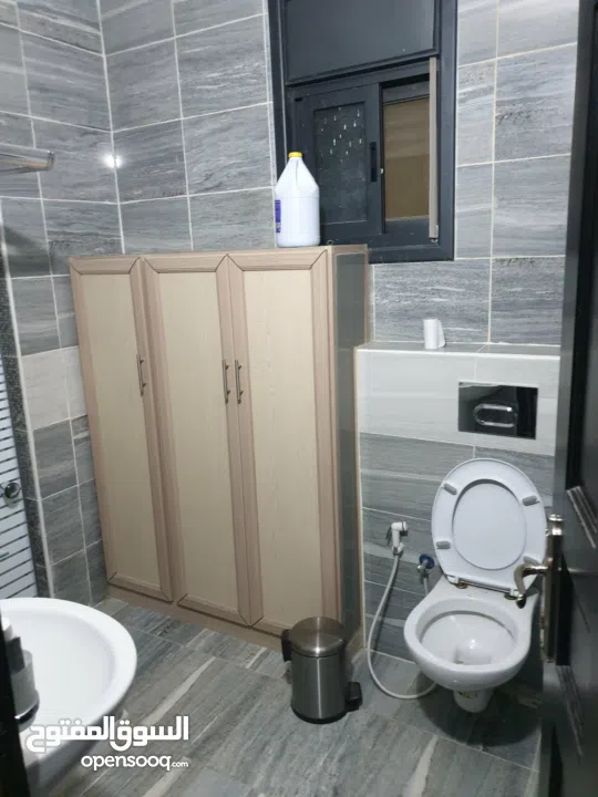 شقة مفروشة للبيع / بيرزيت / مقابل الجامعة