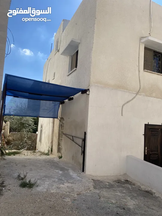 بيت مستقل قديم