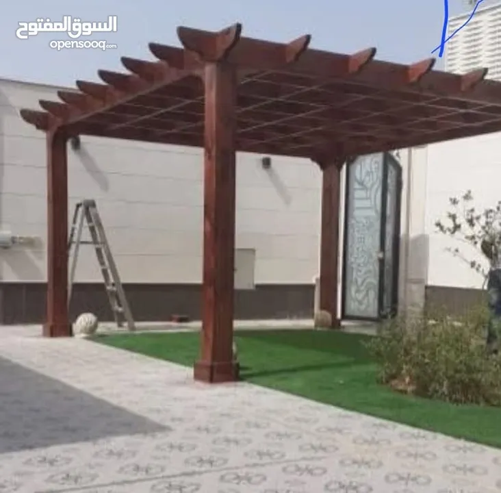 مظلات خشبيه واسوار خشبيه  للحدائق والمزارع و الترس