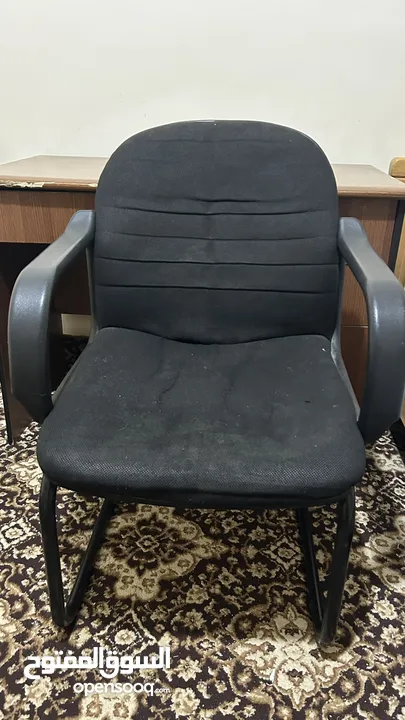 مكتب وكرسي دراسي