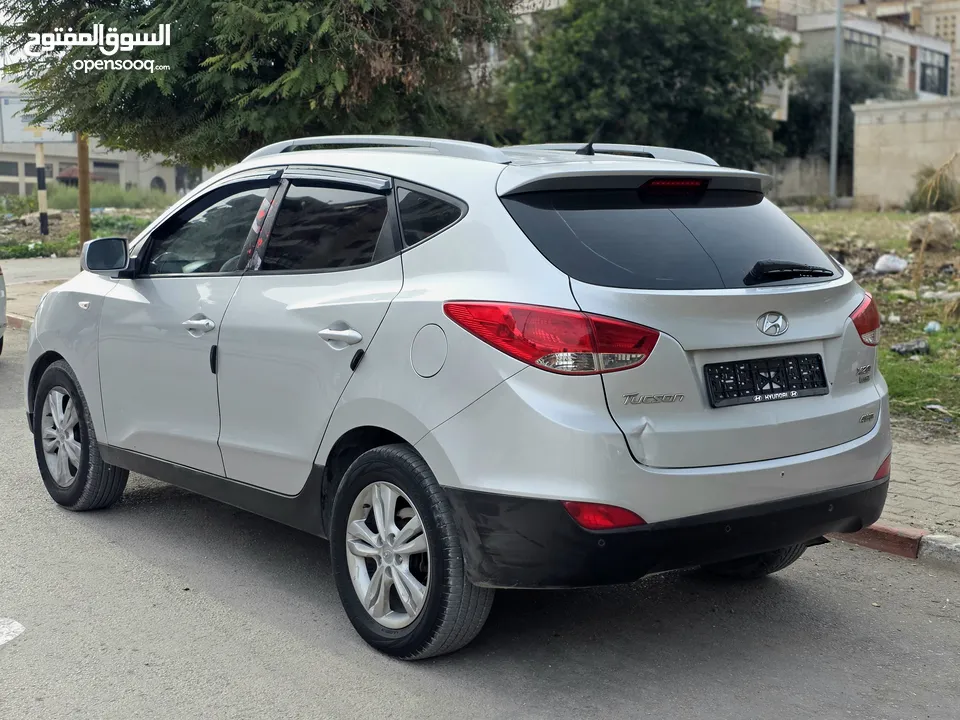 هونداي توسان 2011