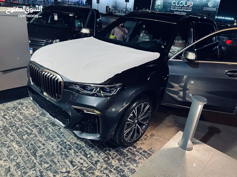 Bmw x7 crystal edition