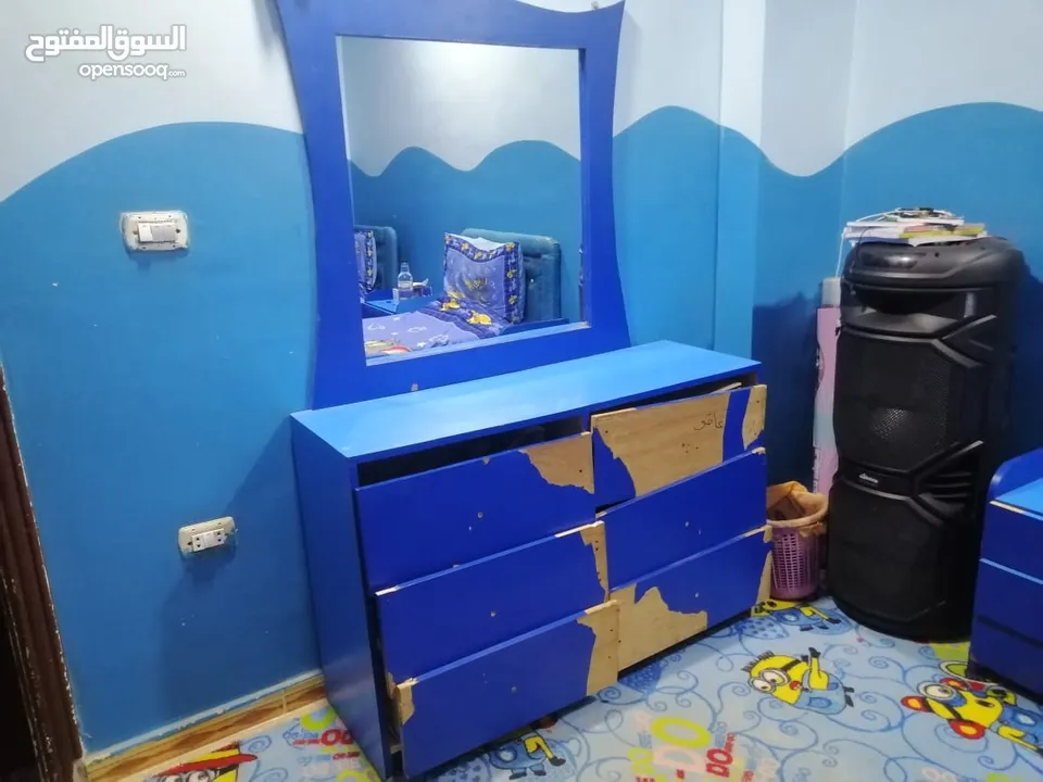 اثاث وغرف نوم للبيع