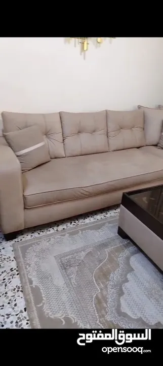 طقم كورنر  مع الطاوله مستعمل