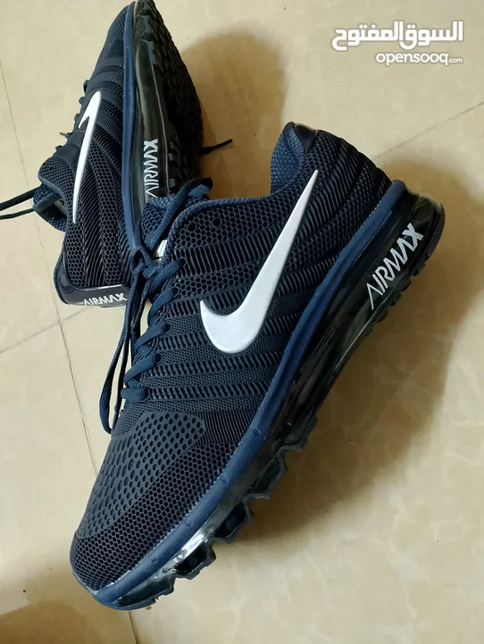 حذائين .NIKE AIR MAX اصليات وكاله لساتهم جداد