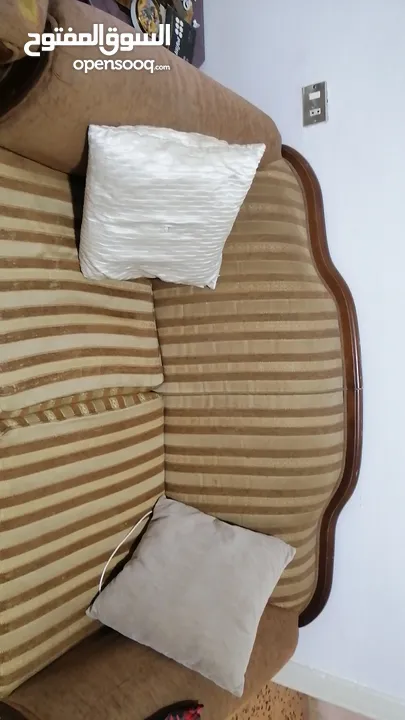 طقم كنب للبيع