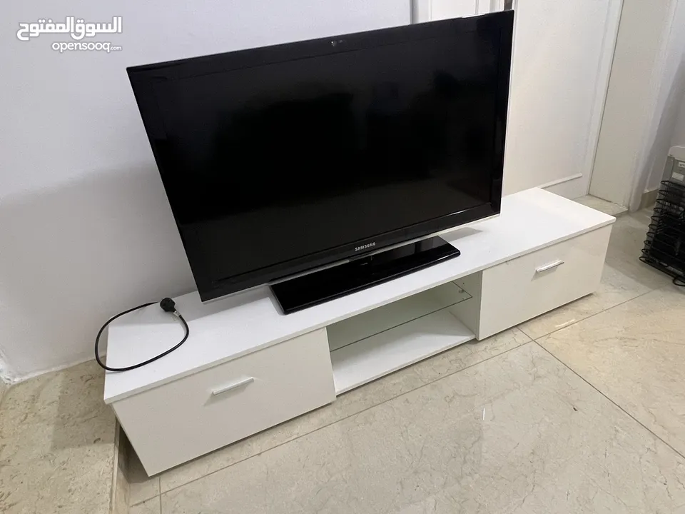 شاشة سامسنونج LCD حجم 40 انش