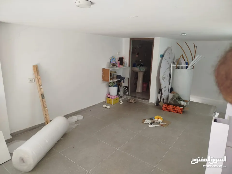 محل تجاري واسع للايجار