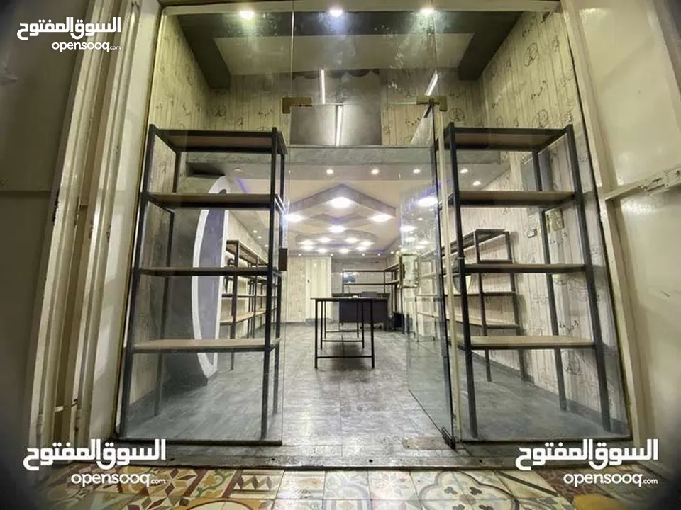 محل للاجار يصلح لان يكون مكتب او مصلحه لكافه الاعمال في وسط البلد