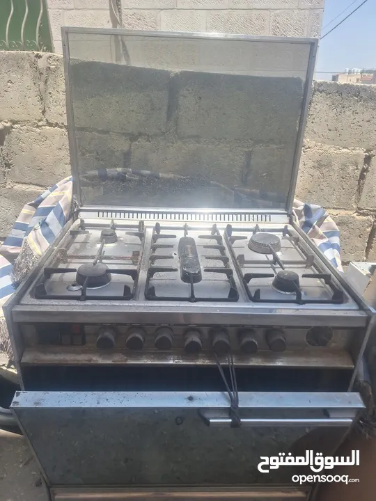 فرن بحالة جيده