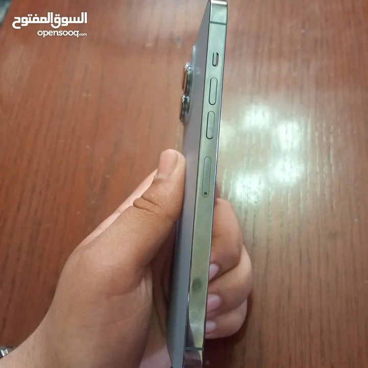 ايفون 13 برو ماكس مستعمل سنه وكاله شاشه مكسوره