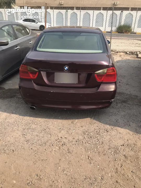 بي ام دبليو 320i