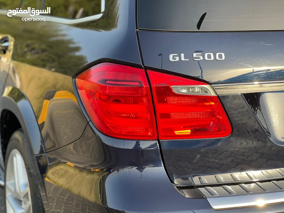 MERCEDES BENZ GL500 model 2015 GCC ORIGINAL PAINT