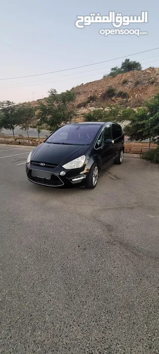 فورد اس ماكس 7 ركاب 2014 كاملة الإضافات بانوراما فحص ممتاز وعداد قليل وإضافات مختلفة مميزة أصل شركة