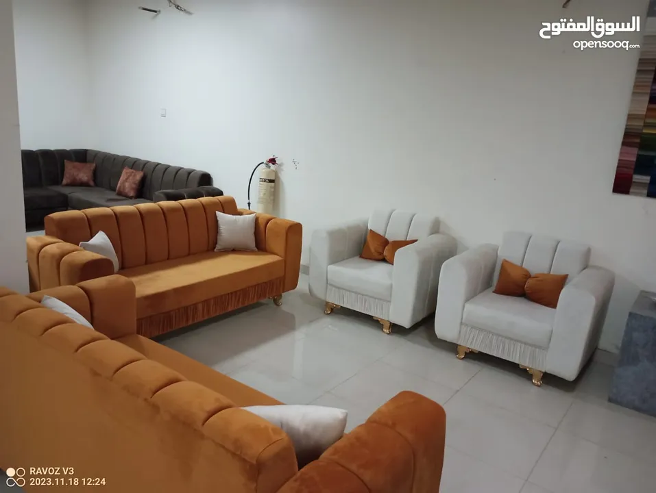 8 PERSON SOFA SET