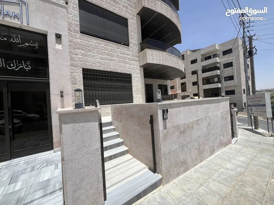 شقة ارضية جديدة مميزة للبيع بسعر جيد جدا بمنطقة البصه ابو السوس من المالك مباشرة