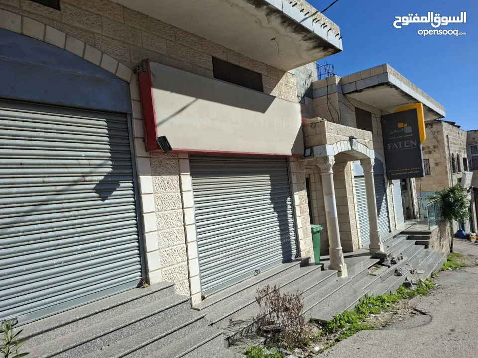 محلات تجارية للايجار في يعبد في موقع استراتيجي