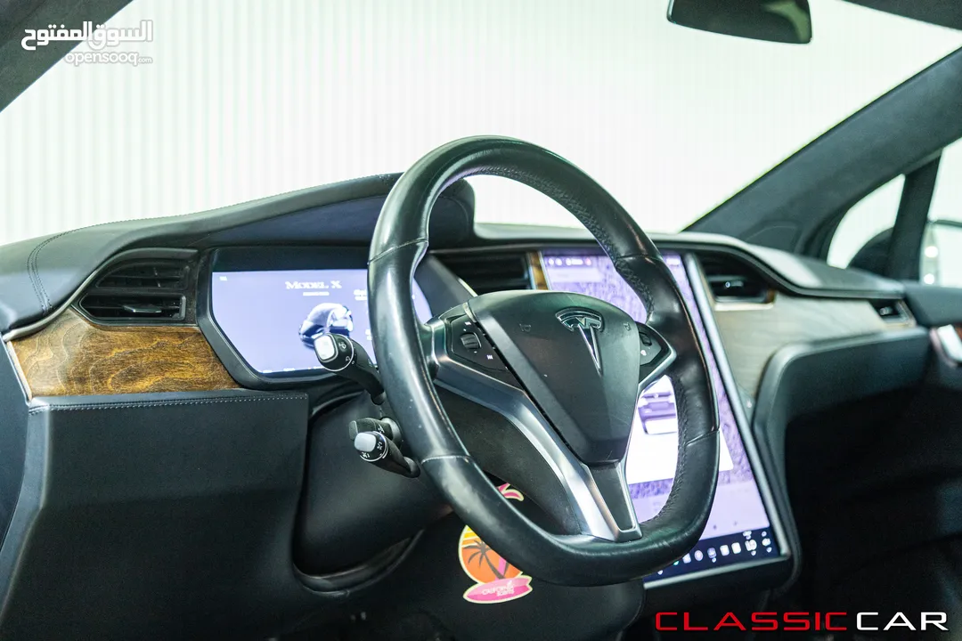 Tesla Model X Standard Range  2019   السيارة بحالة ممتازة جدا و قطعت مسافة 51,000 كيلو متر فقط