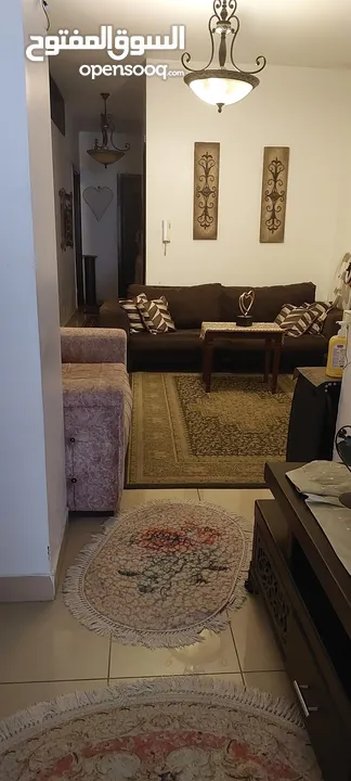 شقه للبيع في عبدون- 14080