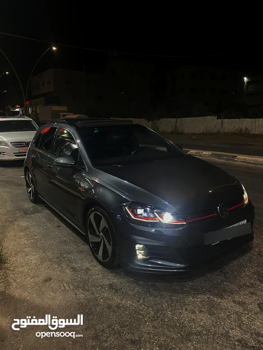 جولف GTI mk7.5  للبيع ع الكاش بسعر حرررق