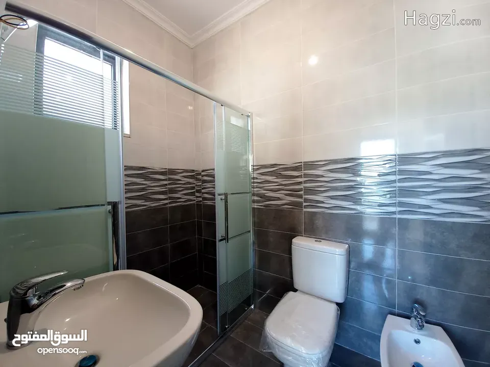 شقة غير مفروشة للايجار في عبدون  ( Property 33466 ) سنوي فقط