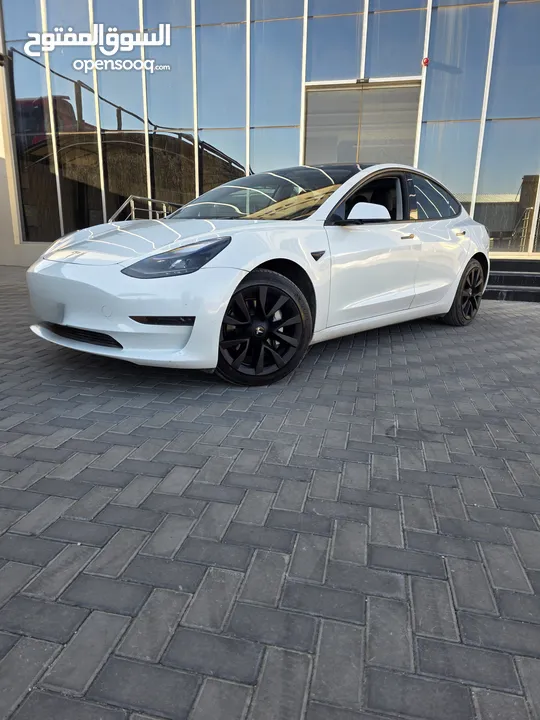 Tesla model 3 2023 ممشى قليل  فحص كامل أوتوسكور ق  B+(86)الوان مختلفه وداخلي ابيض او اسود واسعارر